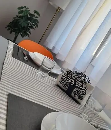 Appartement Civico 84 *