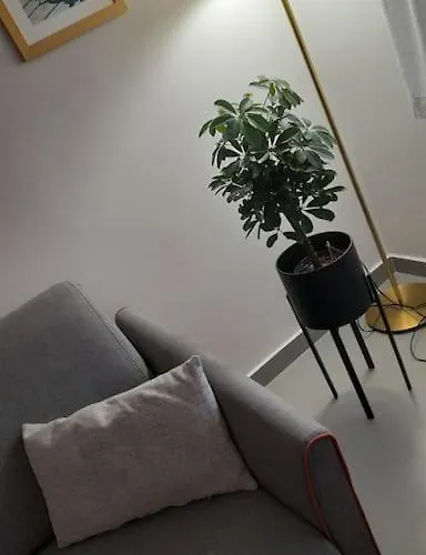 Civico 84 Apartament *