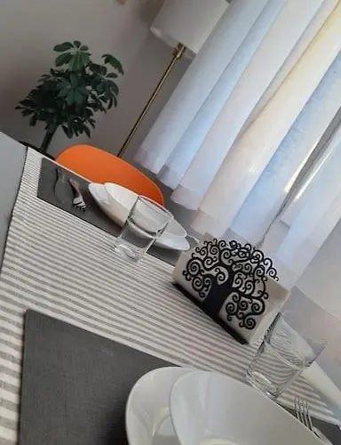 Apartament Civico 84 *